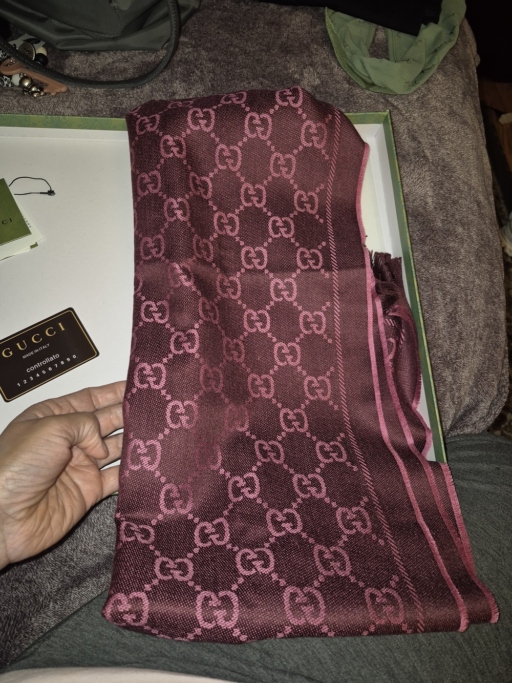 Gucci Women's GG Jacquard Scarf - Burgundy and Pink - Picture 7 of 9